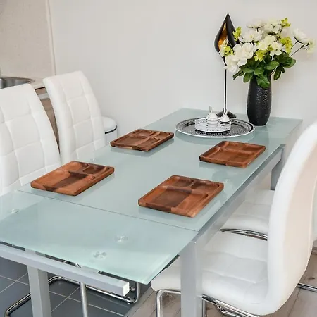 Flamingo Apartman